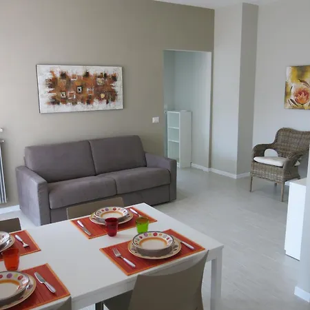 Residenza Dei Pini Apartment *